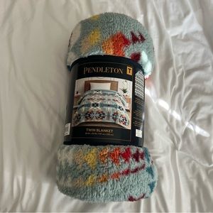 Pendleton Twin Blanket